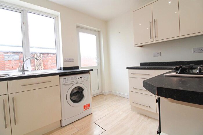 3 Bedroom Flat To Rent In Fairview, Cheltenham, GL52