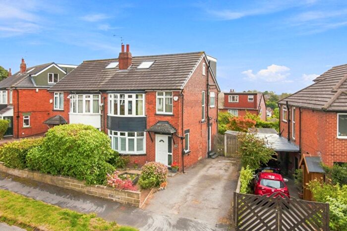 4 Bedroom Semi Detached House For Sale In Chelwood Avenue, Leeds, LS8