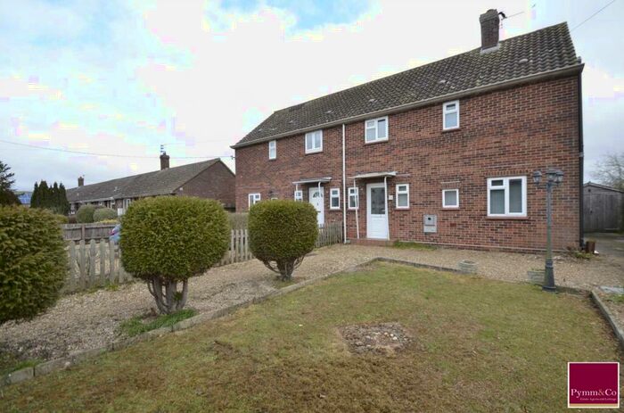 3 Bedroom Semi-Detached House To Rent In Parkers Close, Norwich, NR9