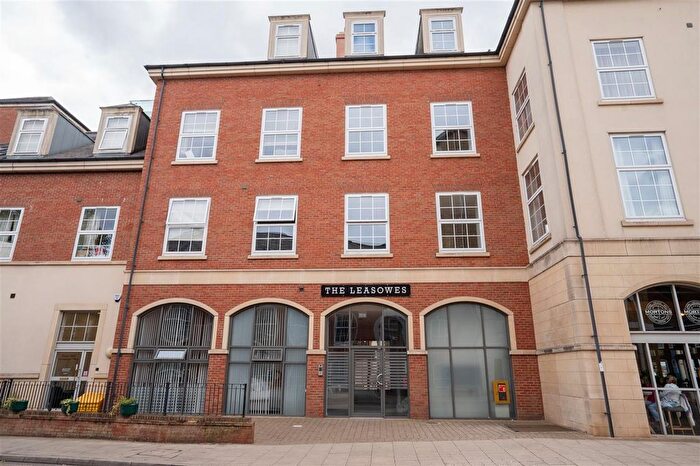 2 Bedroom Flat To Rent In The Leasowes, Main Street, Solihull, B90