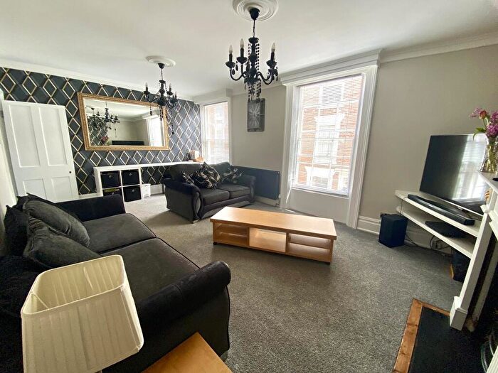 3 Bedroom Town House For Sale In Albert Street, Holbeach, PE12