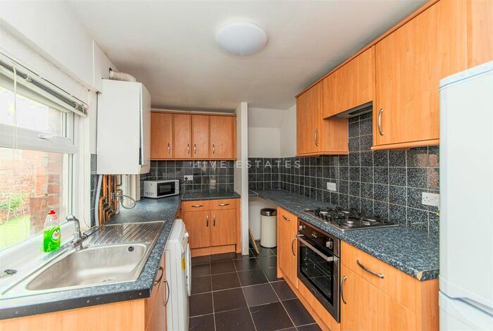2 Bedroom Flat To Rent In Goldspink Lane, Sandyford, Newcastle Upon Tyne, NE2
