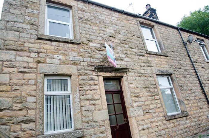 4 Bedroom Private Hall To Rent In Clarence Street, Lancaster, LA1