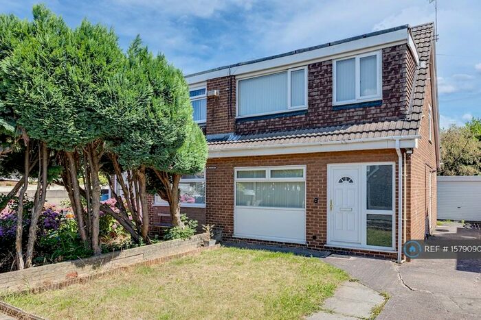 3 Bedroom Semi-Detached House To Rent In Cornbrook Grove, Manchester, M16
