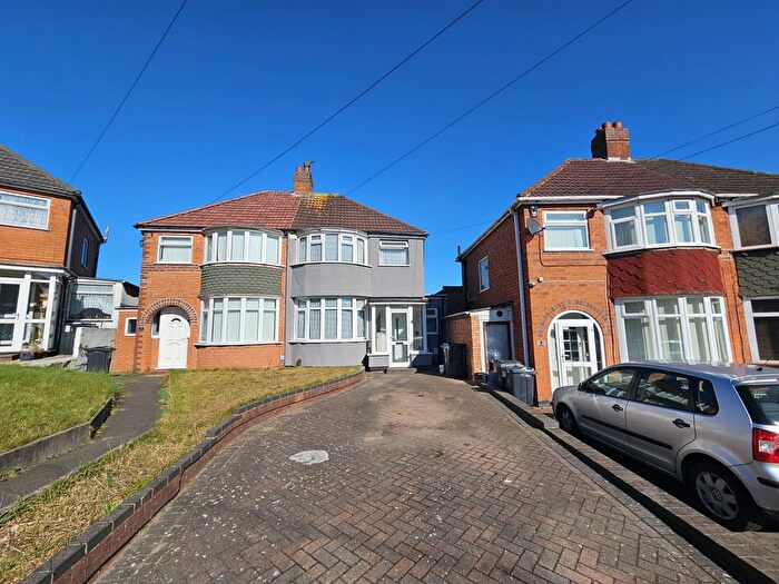 3 Bedroom Semi-Detached House To Rent In The Rise, Great Barr, Birmingham, B42