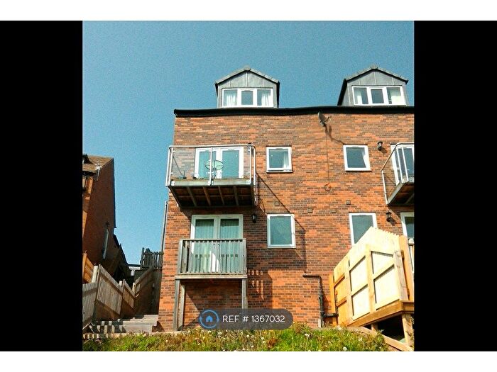 3 Bedroom End Of Terrace House To Rent In Foxroyd Lane, Thornhill, WF12