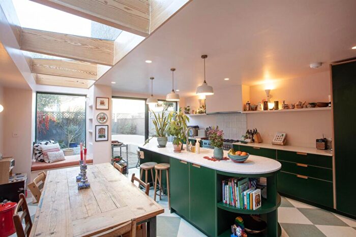 3 Bedroom Terraced House For Sale In Gairloch Road, Camberwell, SE15