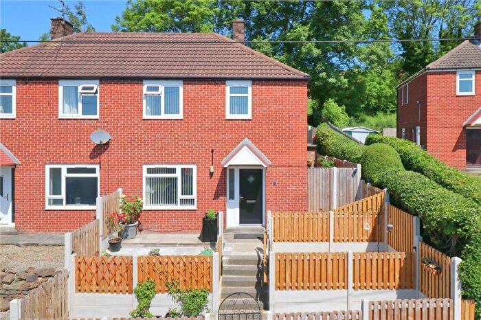 2 Bedroom Semi Detached House For Sale In Silk Mill Bank, Cookridge, Leeds, West Yorkshire, LS16