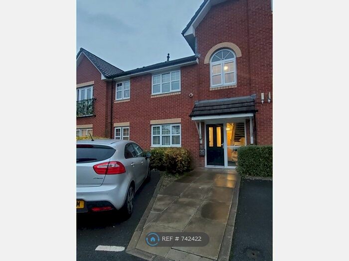2 Bedroom Flat To Rent In Sale Road, Manchester, M23