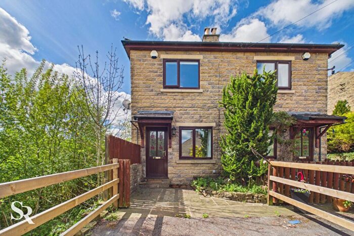 2 Bedroom Semi-Detached House For Sale In Macclesfield Road, Whaley Bridge, SK23