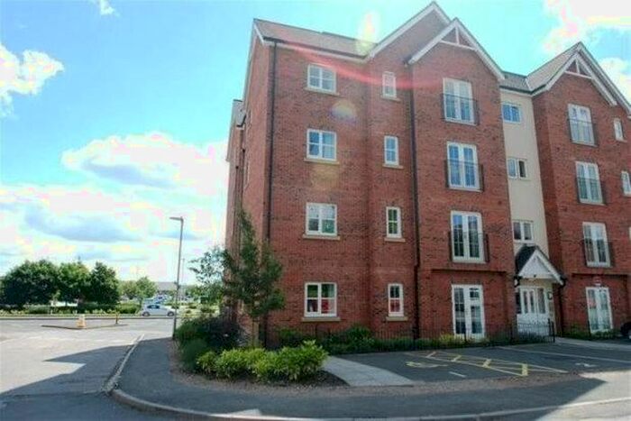 2 Bedroom Flat To Rent In Chamberlain Close, Uttoxeter, ST14