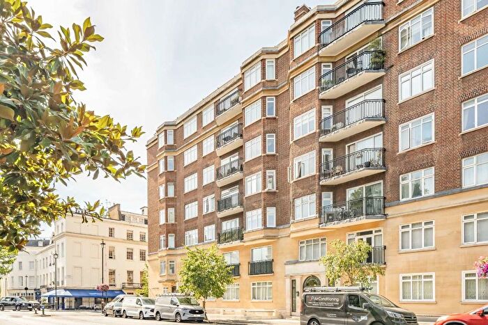 3 Bedroom Flat For Sale In Stanhope Terrace, Marylebone, W2