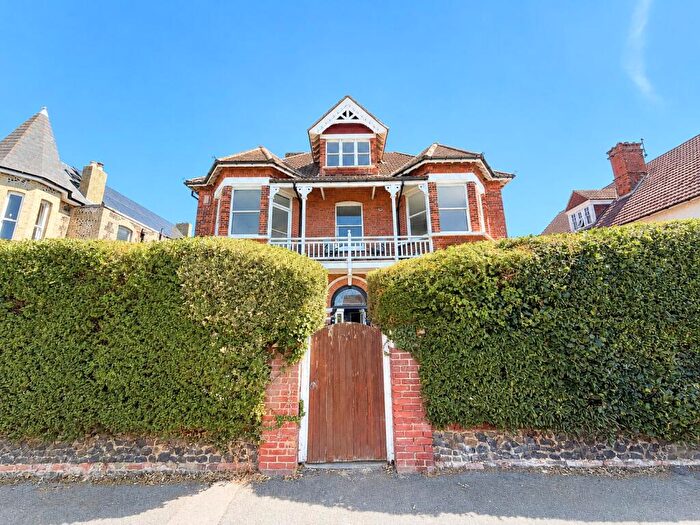 2 Bedroom Flat To Rent In St Mildreds Road, Westgate, Kent, CT8