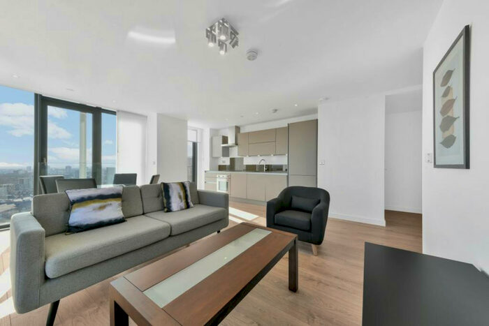 2 Bedroom Apartment To Rent In Stratosphere Tower, Stratford, E15