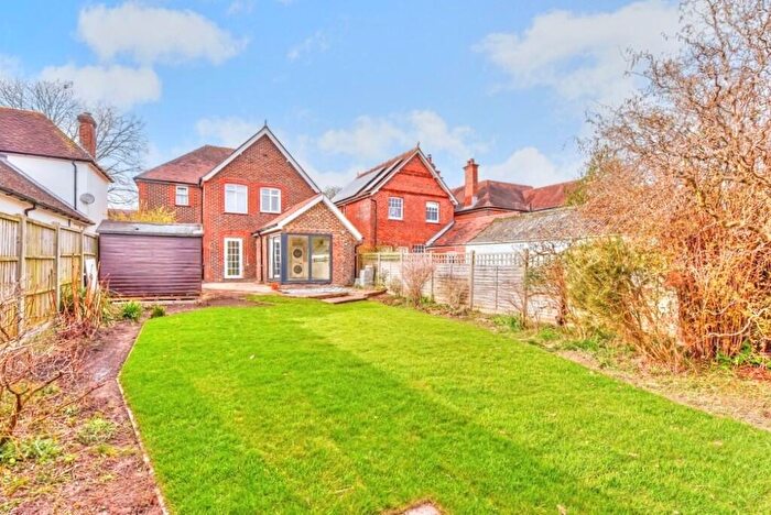 4 Bedroom Detached House For Sale In St. Marys Road, Liss, Hampshire, GU33