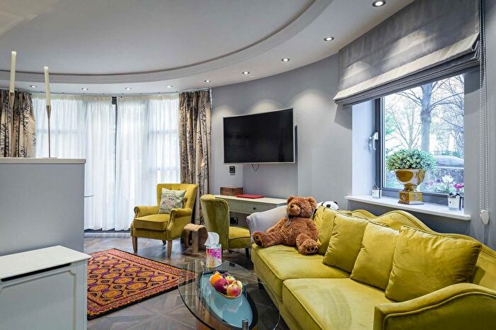 1 Bedroom Flat To Rent In Montaigne Close, London, SW1P