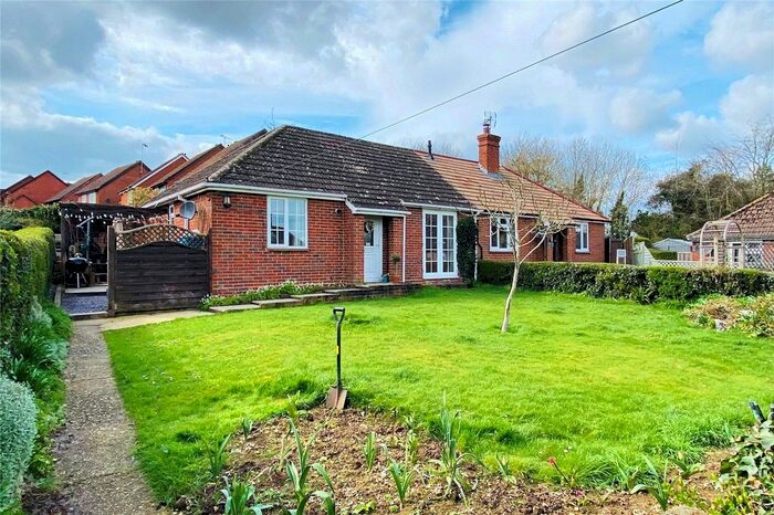 2 Bedroom Bungalow For Sale In Buffins Road, Odiham, Hook, Hampshire, RG29