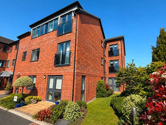 1 Bedroom Flat For Sale In Middlewich Road, Sandbach, CW11