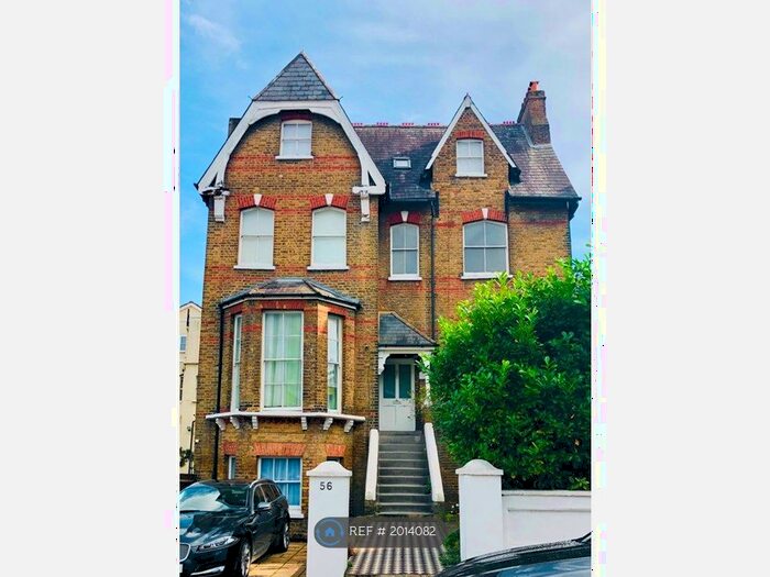 2 Bedroom Flat To Rent In Audley House, Richmond, TW10