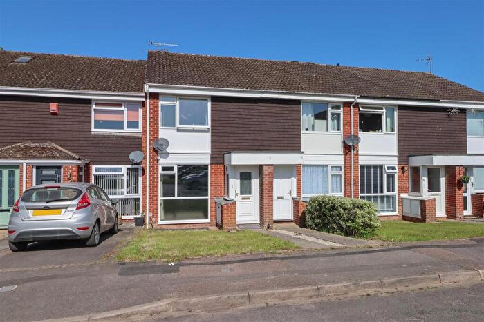 2 Bedroom Terraced House For Sale In The Pines, Horsham, RH12
