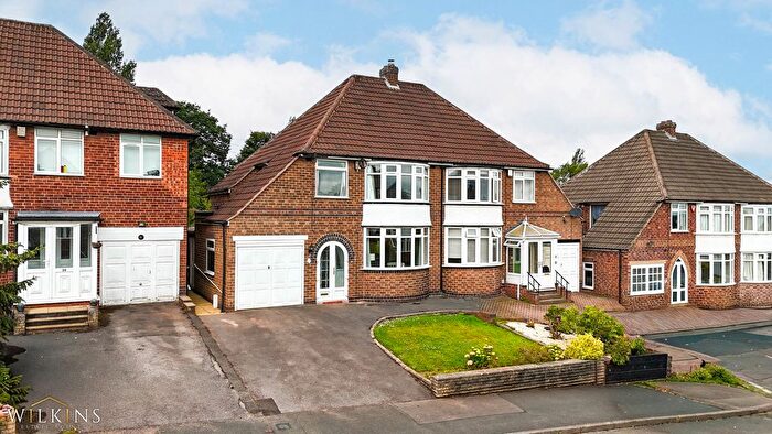 3 Bedroom Semi Detached House For Sale In Moss Drive, Sutton Coldfield, West Midlands, B72