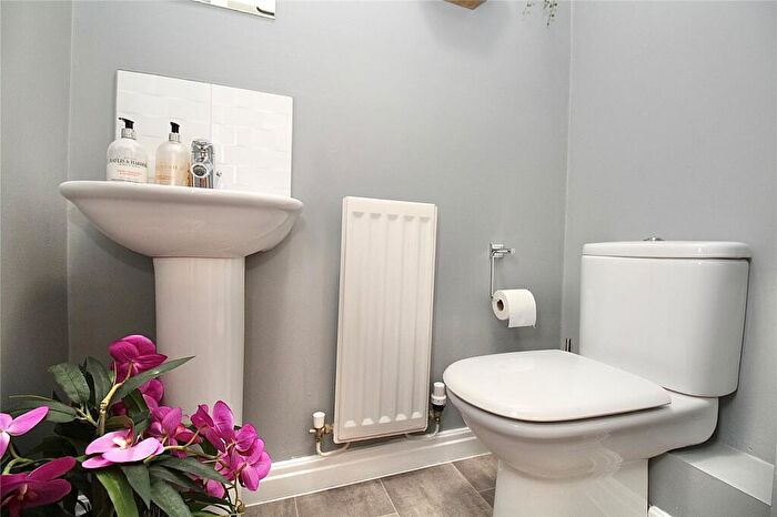 3 Bedroom End Of Terrace House For Sale In Cormorant Drive, Stowmarket, Suffolk, IP14