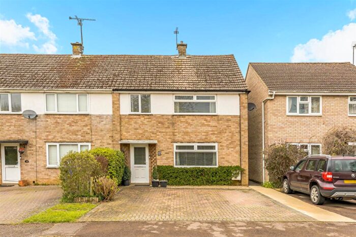 3 Bedroom End Of Terrace House For Sale In Park End, Bodicote - Viewing Recommended, OX15