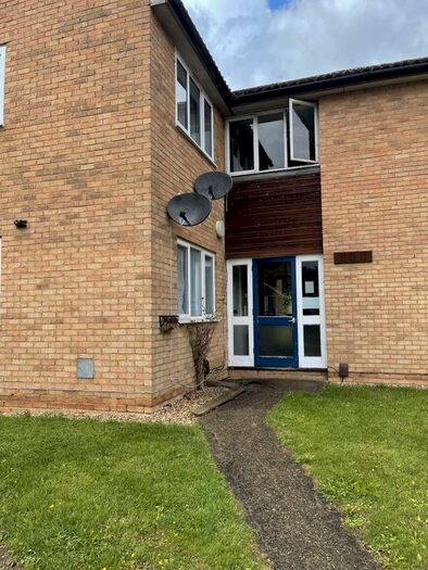 1 Bedroom Studio To Rent In Manorfield Close, Little Billing, Northampton NN3