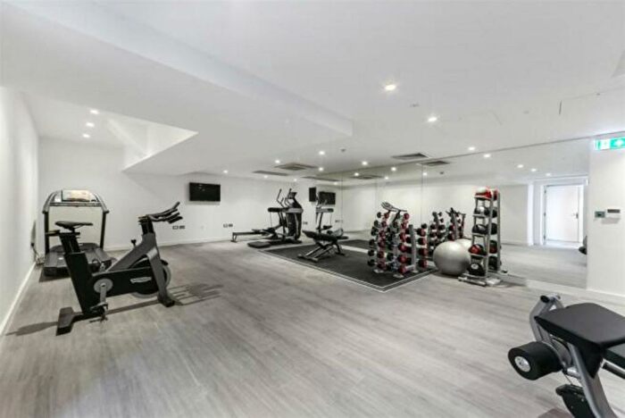 1 Bedroom Flat To Rent In Palace View, Lambeth, SE1
