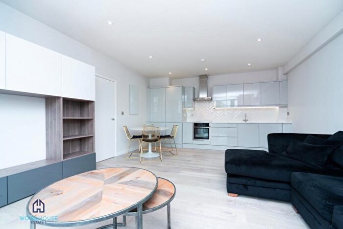 1 Bedroom Flat To Rent In Station Road, Barnet, North London, EN5