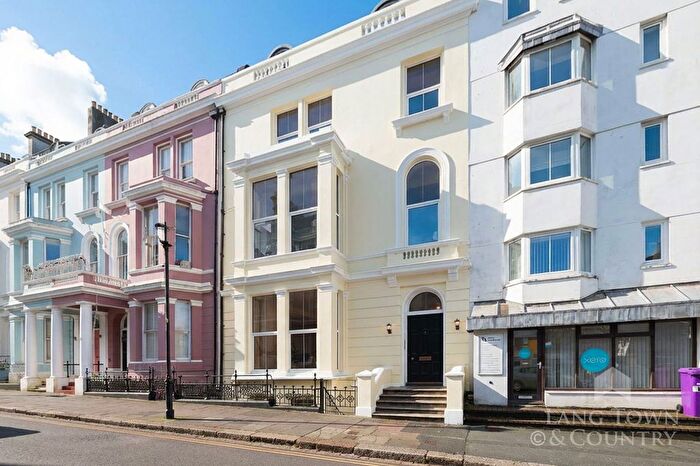 1 Bedroom Flat For Sale In Elliot Street, The Hoe, Plymouth, PL1