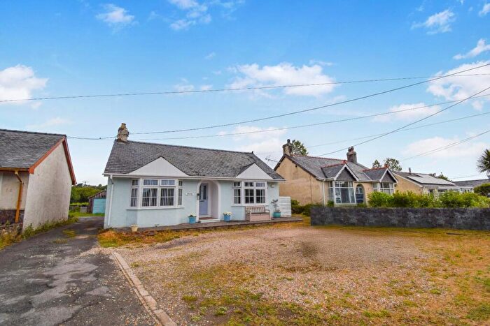 2 Bedroom Bungalow For Sale In Morfa Bychan, LL49