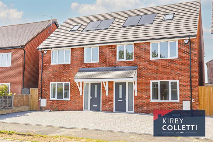 4 Bedroom Semi-Detached House For Sale In Frenchs Close, Stanstead Abbotts, Ware, SG12