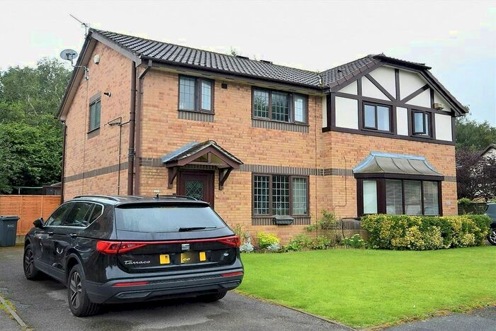 3 Bedroom Semi-Detached House To Rent In Goldcrest Close, Sharston, Wythenshawe, Manchester, M22