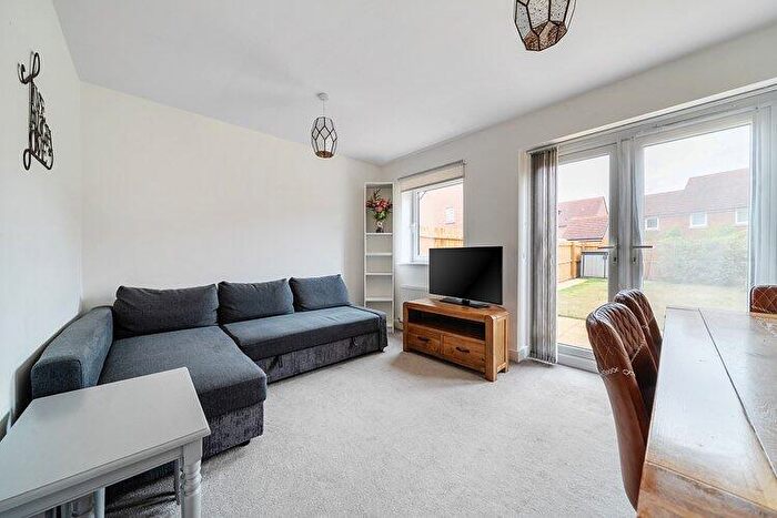 2 Bedroom Semi-Detached House For Sale In Woodpecker Close, Nottingham, Nottinghamshire, NG2