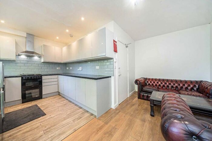 5 Bedroom Terraced House To Rent In The Hamlet, Camberwell, SE5