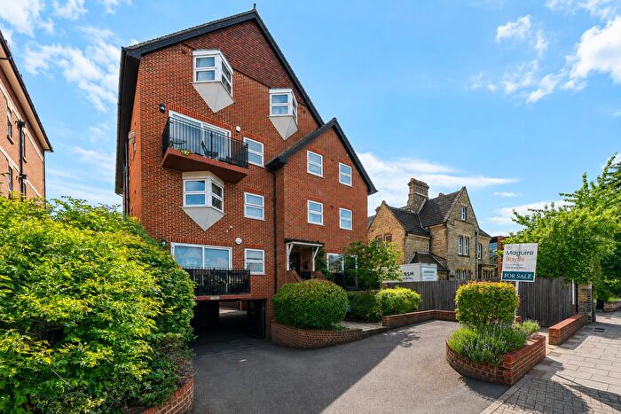 2 Bedroom Apartment For Sale In Bromley Road, Beckenham, BR3