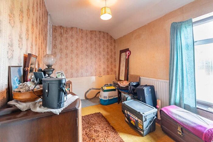 2 Bedroom Semi-Detached House For Sale In Willow Grove, Long Itchington, Southam, CV47