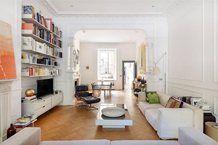 2 Bedroom Flat To Rent In Palace Gate, London, W8