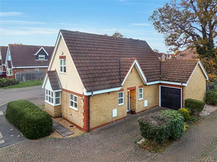 3 Bedroom Detached Bungalow For Sale In Naseby Place, Flitwick, Bedford, MK45
