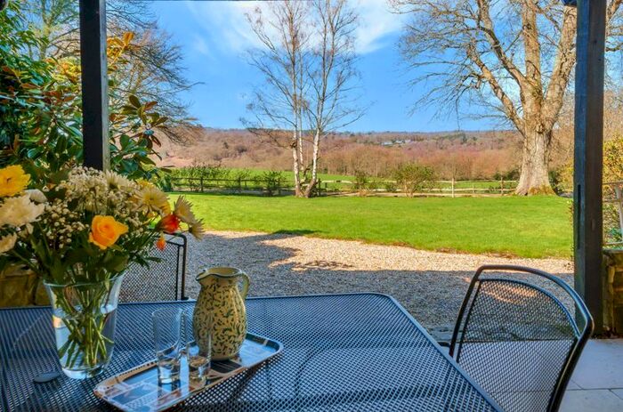 5 Bedroom Property For Sale In Kidds Hill, Colemans Hatch, Hartfield, TN7