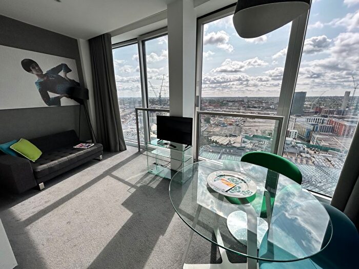 Studio To Rent In New Street, Birmingham, B2