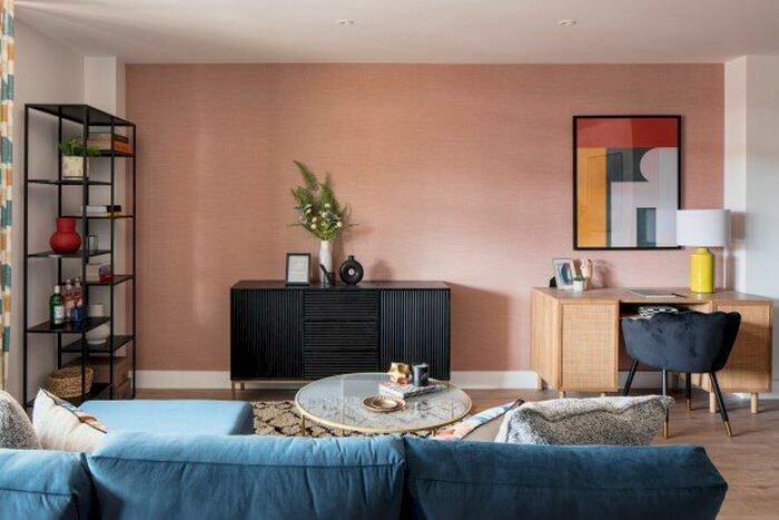 1 Bedroom Flat To Rent In Vale House, Reigate, RH2