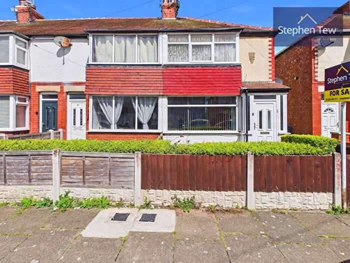 2 Bedroom Semi Detached House For Sale In Willowbank Avenue, Blackpool, FY4