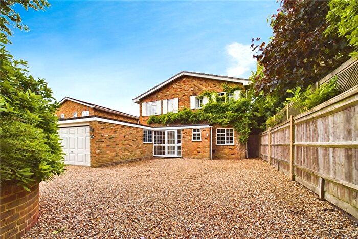 4 Bedroom Detached House To Rent In Impstone Road, Pamber Heath, Tadley, Hampshire, RG26
