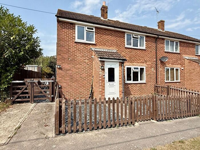 3 Bedroom Semi-Detached House To Rent In Calshot Close, Calshot, Southampton, SO45