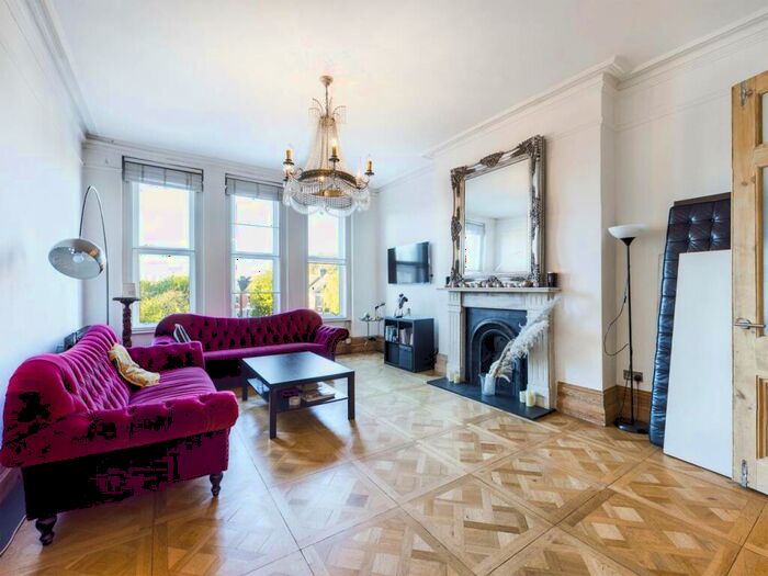 4 Bedroom Flat To Rent In Winchester Avenue, , London, NW6