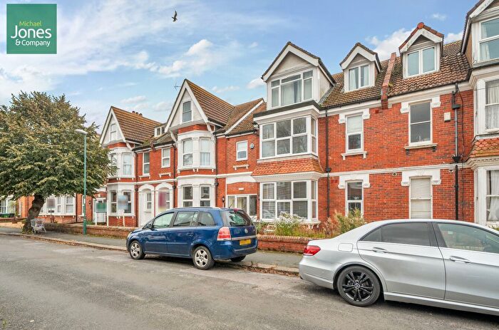 1 Bedroom Property To Rent In Richmond Avenue, Bognor Regis, West Sussex, PO21