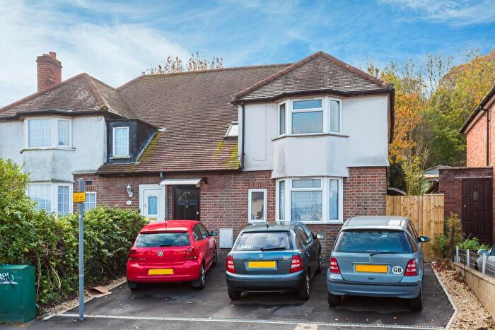 4 Bedroom Semi Detached House To Rent In Suffield Road, High Wycombe, HP11