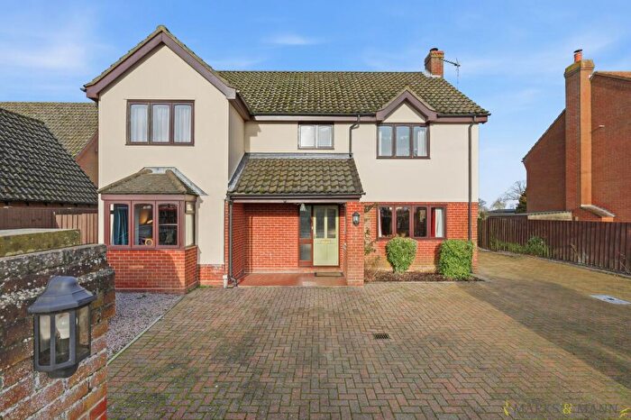 5 Bedroom Detached House For Sale In Lower Farm Road, Ringshall, Stowmarket, IP14